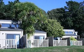 Fort Ross Lodge